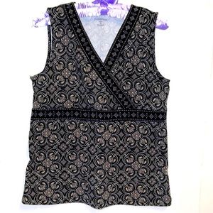 Croft & Barrow Black and Tan Patterned Top